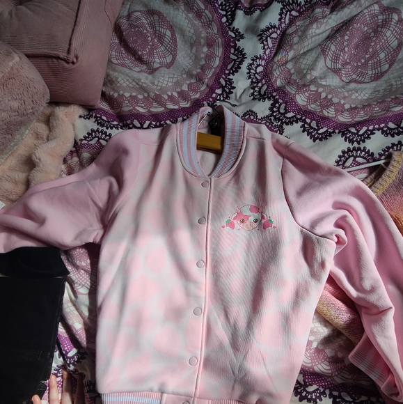 Strawberry Cow Jacket - Picture 2 of 5